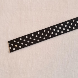 Ripsband 16 mm - svart med vita prickar
